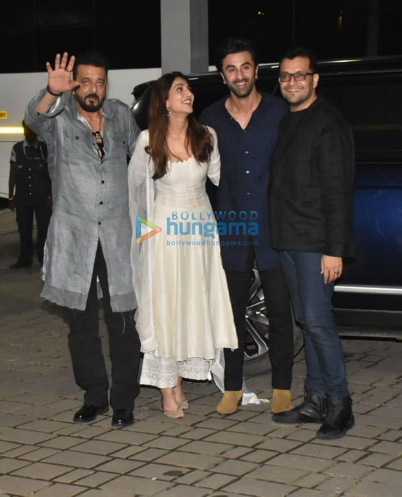 photos ranbir kapoor sanjay dutt and others snapped at the airport 7