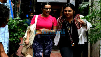 Photos: Shraddha Kapoor, Luv Ranjan and Bosco Martis snapped in Juhu
