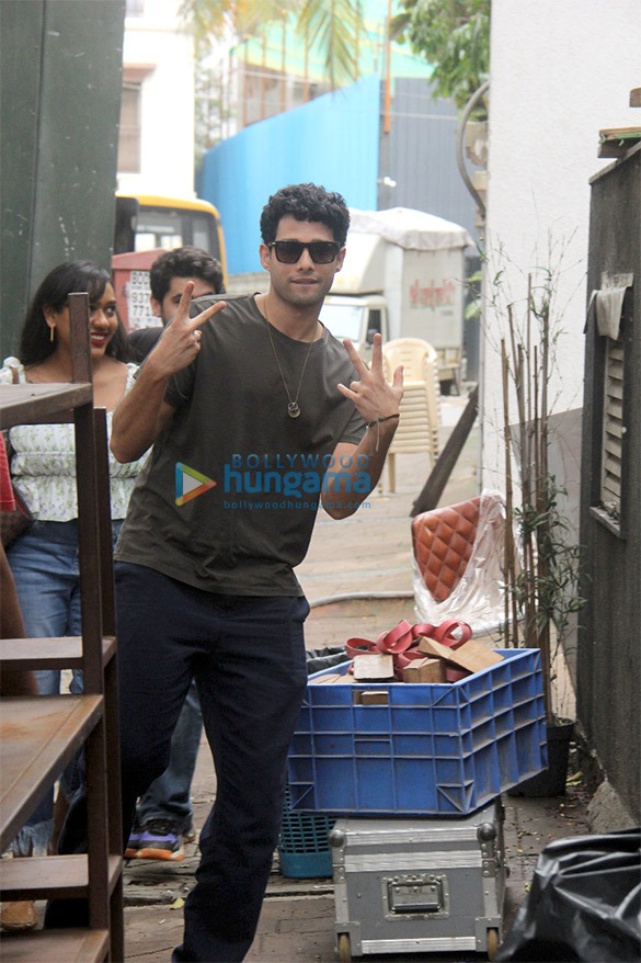 Photos: Siddhant Chaturvedi and Ananya Panday snapped in Mumbai