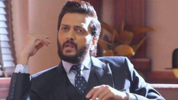 ROFL- Riteish Deshmukh mimics Sunny Deol & Arshad Warsi