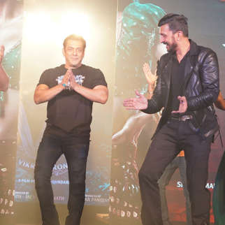 Salman Khan makes surprises entry at Vikrant Rona event; reunites with Kick co-star Jacqueline Fernandez on 8 year anniversary