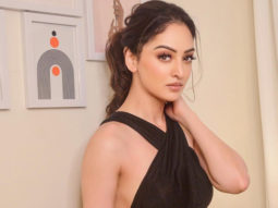 Sandeepa Dhar flaunts her all pink outfit