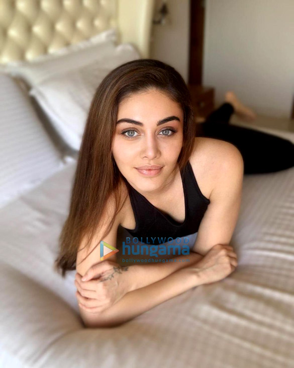 shefali jariwala 3 36