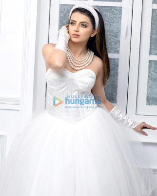 Celeb Photos Of Shrenu Parikh