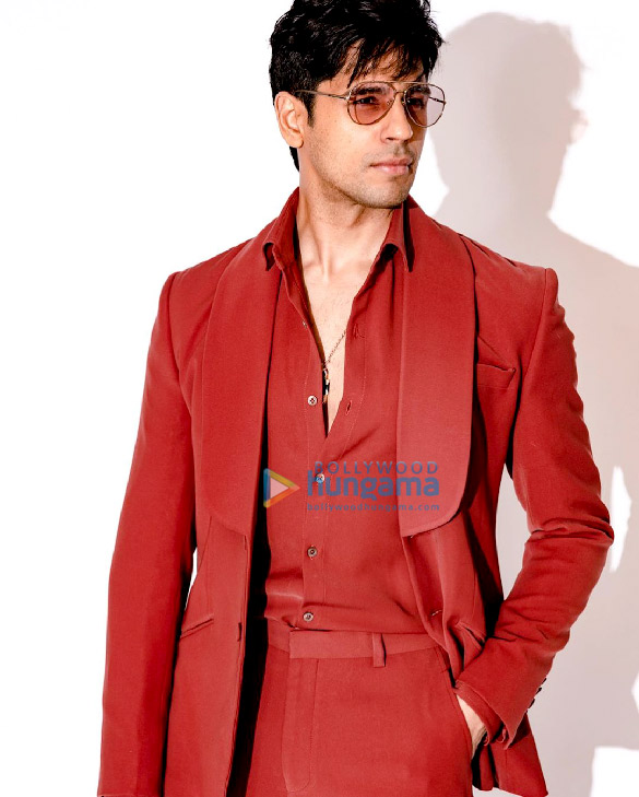 sidharth malhotra2 3