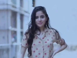 Urfi Javed enjoys the rainy weather in a saree