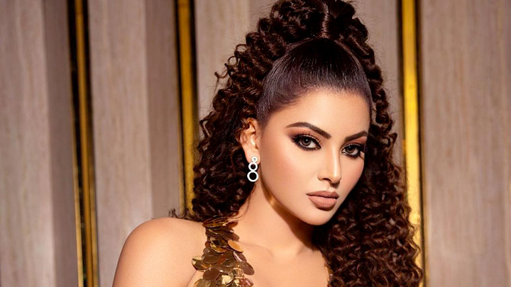 Urvashi Rautela Looks Stunning In The Golden Metallic Gown Bollywood Hungama