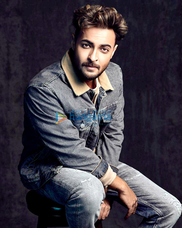 aayush sharma 8