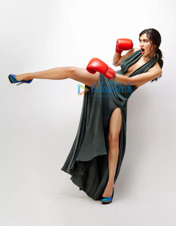 adah sharma 5 4