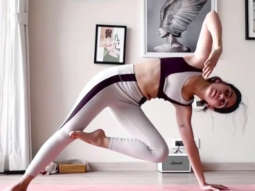 Alaya F flaunts her flexible yoga poses