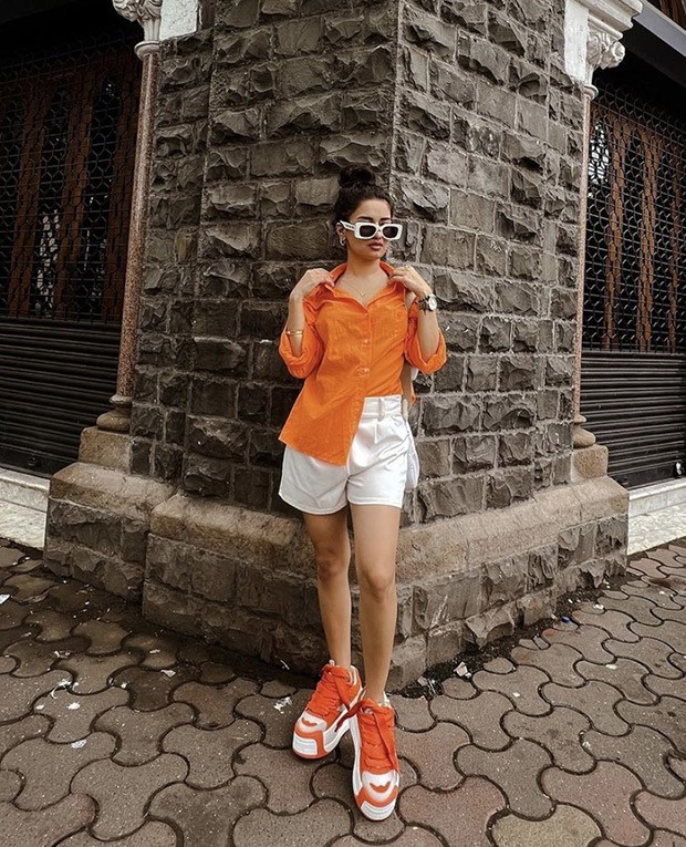 Avneet Kaur takes over streets of Mumbai in chic oversized orange shirt and white shorts