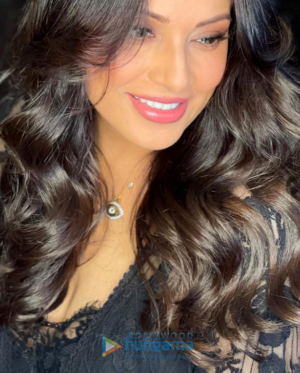 bipasha basu 2 12