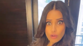 Bipasha Basu looks super happy flaunting her baby bump
