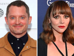 Elijah Wood reunites with Christina Ricci after 25 years in Showtime’s breakout hit Yellowjackets season 2 Elijah Wood reunites with Christina Ricci after 25 years in Showtime’s breakout hit Yellowjackets season 2