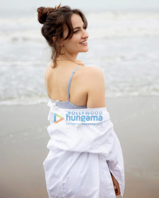 Celebrity Photos of Elli AvrRam