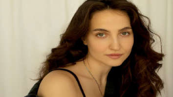 Celebrity Photos of Elli AvrRam