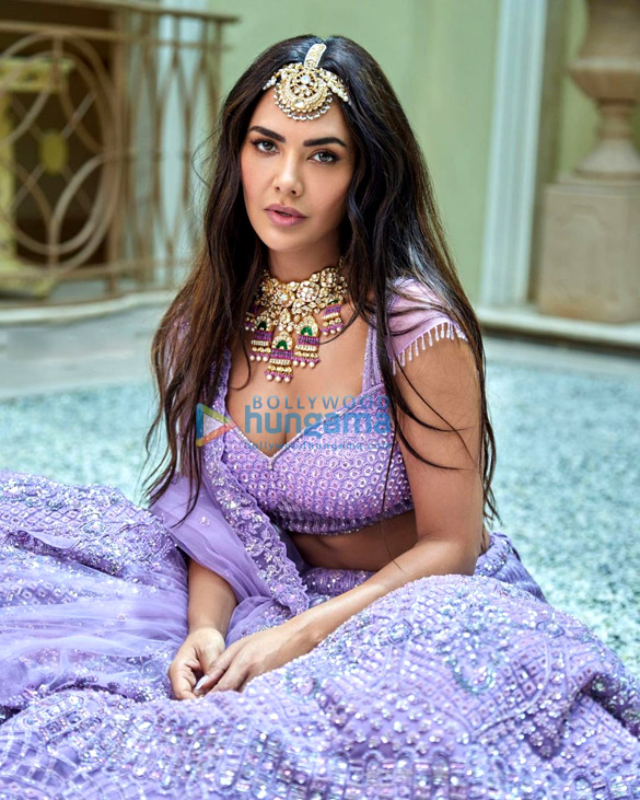 esha gupta 2 52