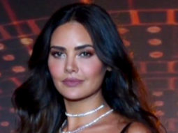 Esha Gupta walks the ramp gracefully