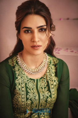 Celebrity Photos of Kriti Sanon