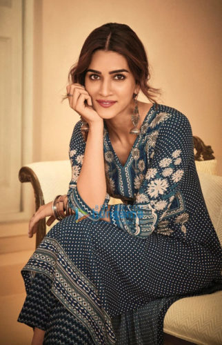Celebrity Photos of Kriti Sanon
