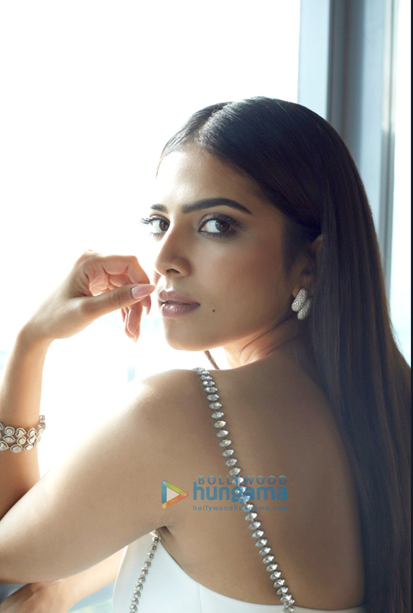 malavika mohanan 3 8