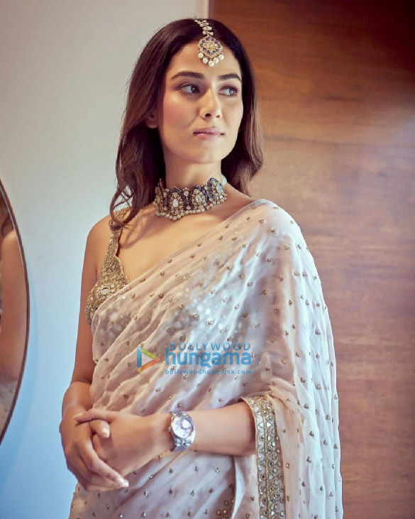 mira kapoor 3 3