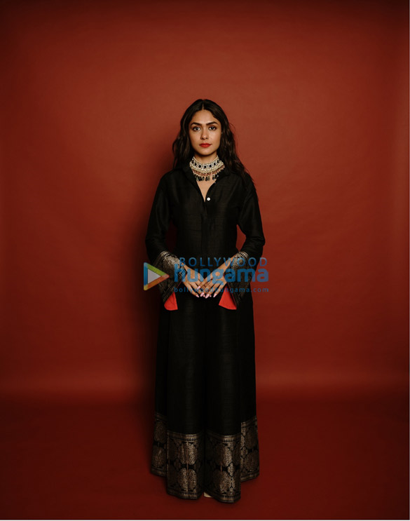mrunal thakur 009 1