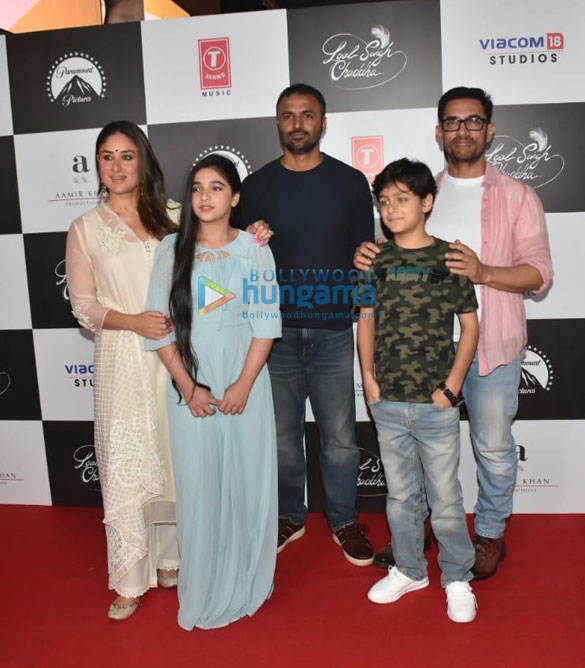 photos aamir khan kiran rao kareena kapoor khan saif ali khan and others attend red carpet premiere of laal singh chaddha 1