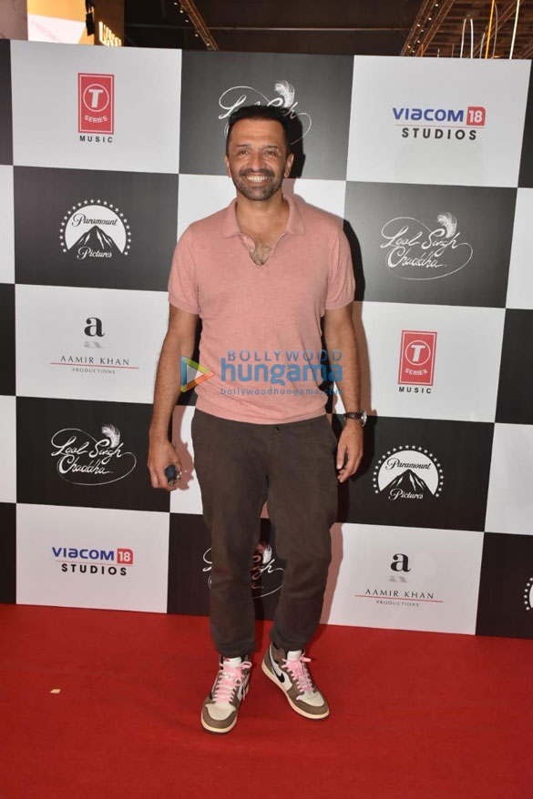 photos aamir khan kiran rao kareena kapoor khan saif ali khan and others attend red carpet premiere of laal singh chaddha 1198 19