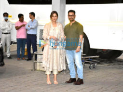 Photos: Aamir Khan and Mona Singh spotted at Kalina airport