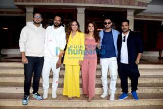 Photos: Aayush Sharma, Shakti Mohan, Neeti Mohan, Nakash Azizul and Amol – Abhishek launch their latest song ‘Chumma Chumma’