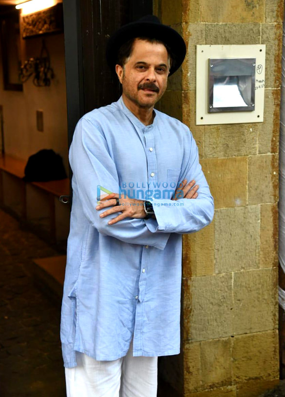 photos aditya roy kapur snapped at anil kapoor residence in juhu 3