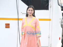 Photos: Alia Bhatt spotted at Kalina airport