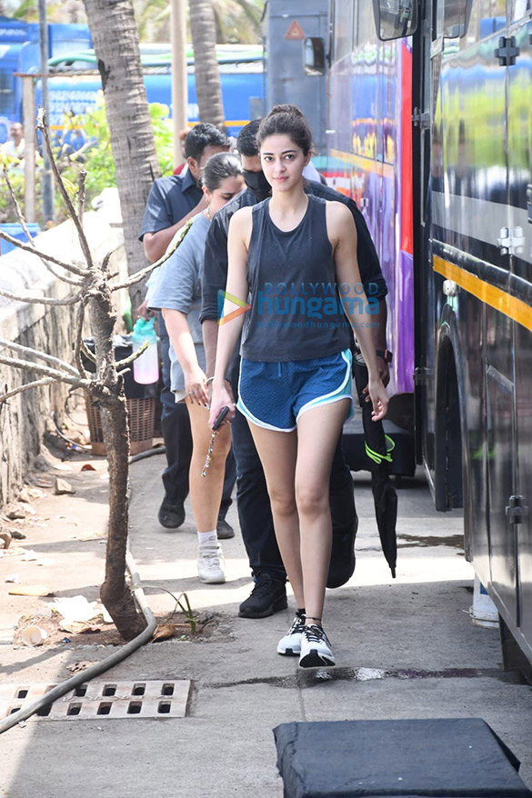photos ananya panday snapped on location of a shoot 1