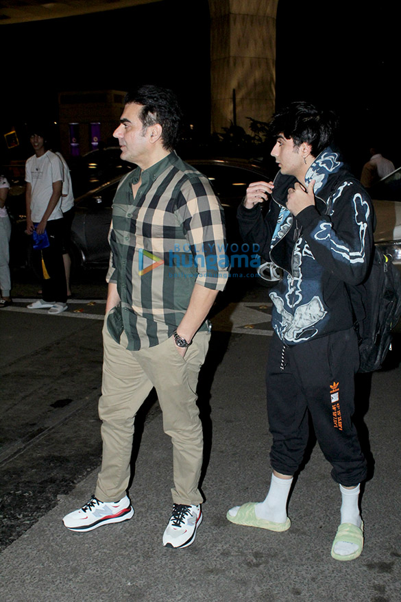 photos arbaaz khan arhaan khan malaika arora and gauri khan snapped at the airport 3
