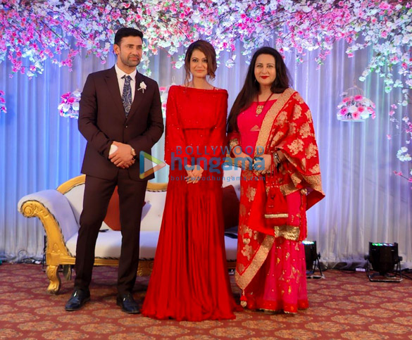 photos celebs attend the wedding reception of payal rohatgi and sangram singh 5