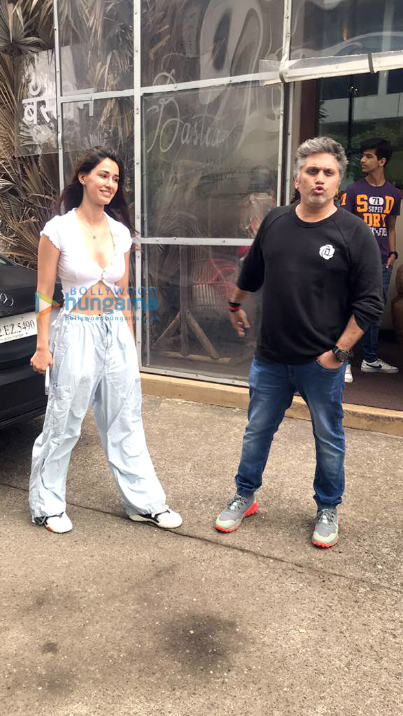 photos disha patani and mohit suri snapped at bastian in worli 2