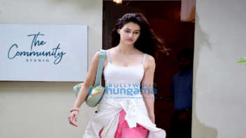 Photos: Disha Patani spotted outside a dance class in Santacruz