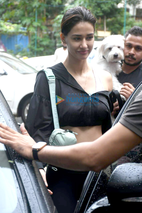 photos disha patani spotted outside a gym in bandra 4