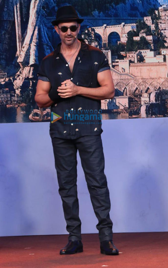 photos hrithik roshan tamannaah bhatia jd payne and the series cast attend the press conference for the lord of the rings the rings of power 4