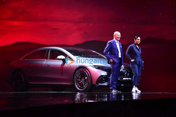 photos kareena kapoor khan attends the launch of the new mercedes amg eqs 0098 3
