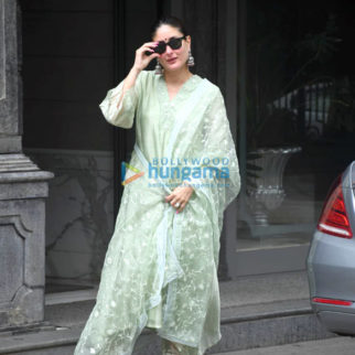 Photos: Kareena Kapoor Khan, Aadar Jain, Armaan Jain and others snapped outside Randhir Kapoor’s house in Bandra