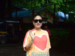 Photos: Kareena Kapoor Khan spotted at Mehboob Studio in Bandra