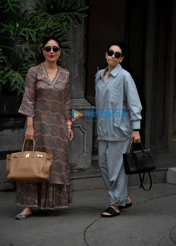Photos: Kareena Kapoor and Karishma Kapoor snapped at Randhir Kapoor’s house in Bandra Photos: Kareena Kapoor and Karishma Kapoor snapped at Randhir Kapoor’s house in Bandra