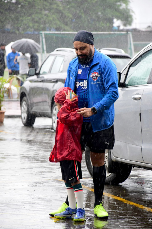 photos meezaan jafri and bunty walia snapped during a football match in bandra 2