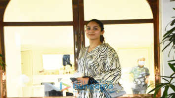 Photos: Mira Kapoor snapped in Bandra