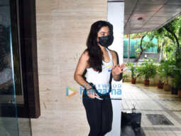 Photos: Rashmika Mandanna snapped in Juhu