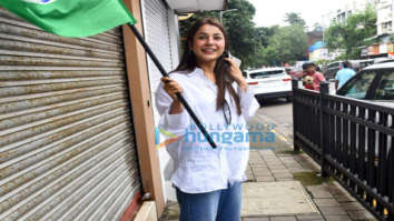 Photos: Shehnaaz Gill snapped at Glory salon in Juhu