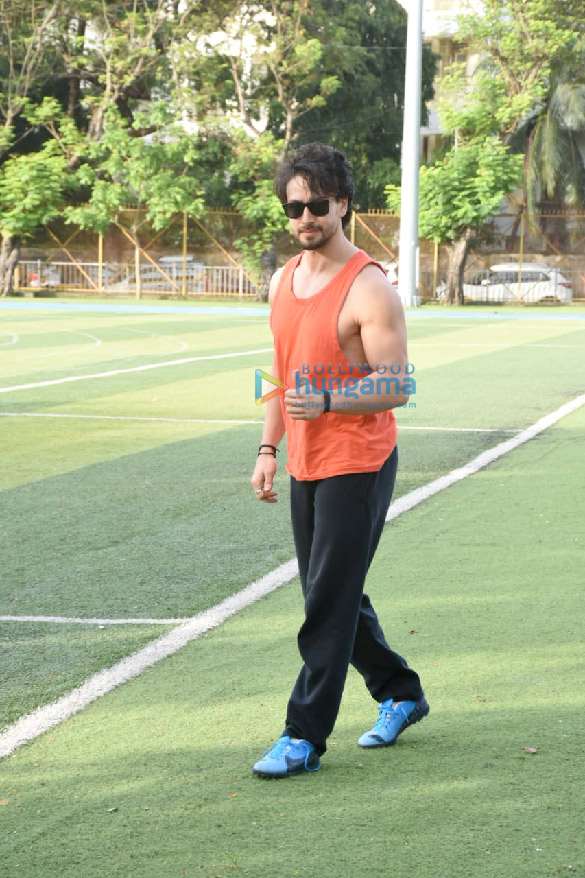 photos tiger shroff zaid darbar and others snapped at an all star football match 2 2