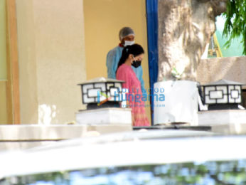 Photos: Vicky Kaushal and Katrina Kaif snapped at a clinic